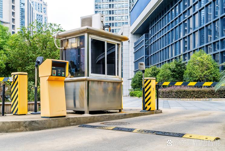 本公司可承接安装岗亭门卫室以及道闸系统,本公司拥有专业的施工团队